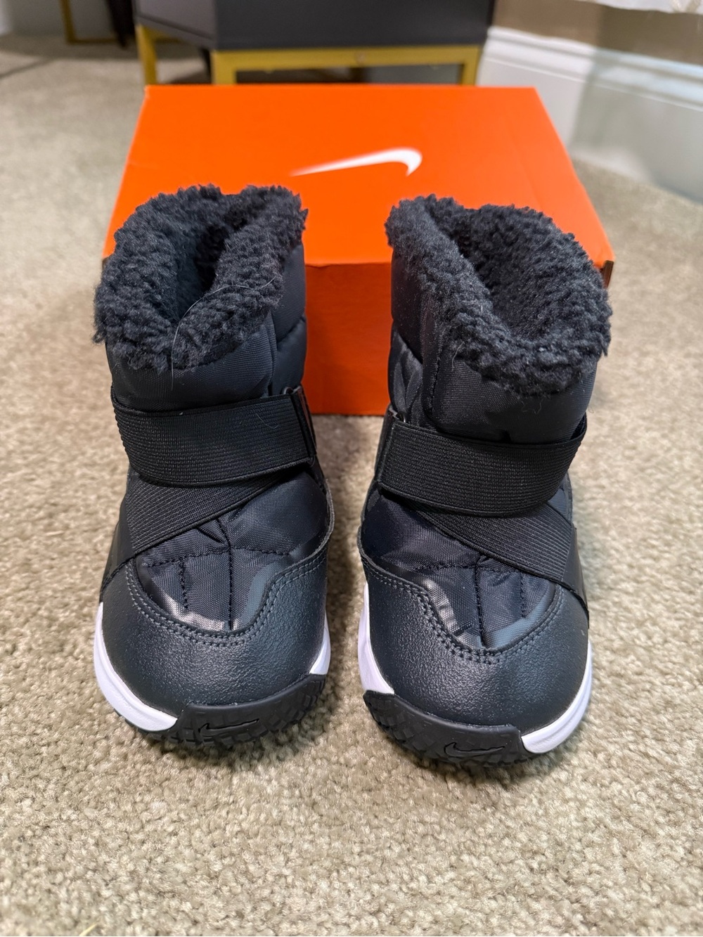 Nike Kids Black and White Strap Boot Sneakers - Picture 5 of 10